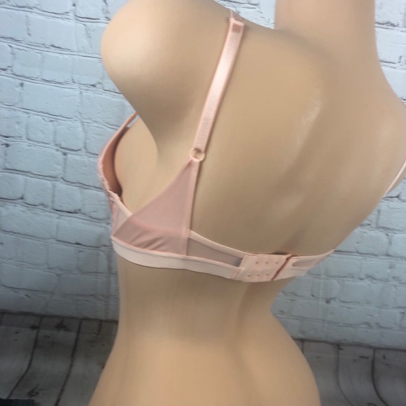 VS Victoria’s Secret Bombshell Bra Push Up Lace - Picture 7 of 7